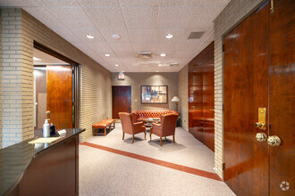 99 Court St, White Plains, NY for lease Interior Photo- Image 1 of 5