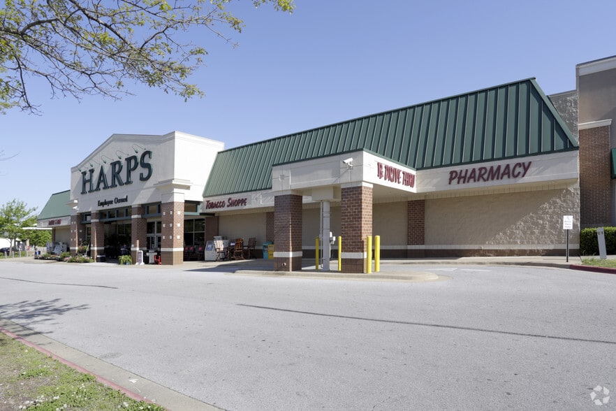 1267 N Steamboat Dr, Fayetteville, AR for lease - Primary Photo - Image 2 of 3