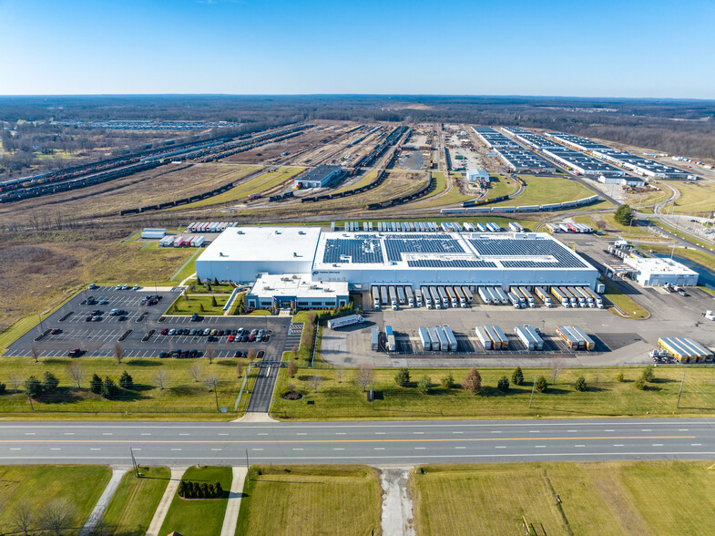 5300 Tod Ave SW, Warren, OH for sale - Primary Photo - Image 1 of 1