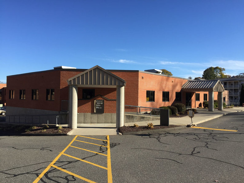 160 Robbins St, Waterbury, CT for lease - Other - Image 1 of 11