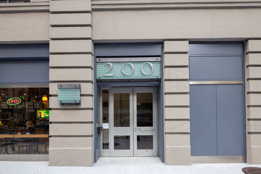 200-216 Pine St, San Francisco, CA for sale - Building Photo - Image 2 of 24