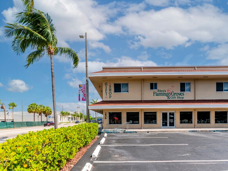 236 N Federal Hwy, Dania Beach, FL for lease - Building Photo - Image 3 of 13