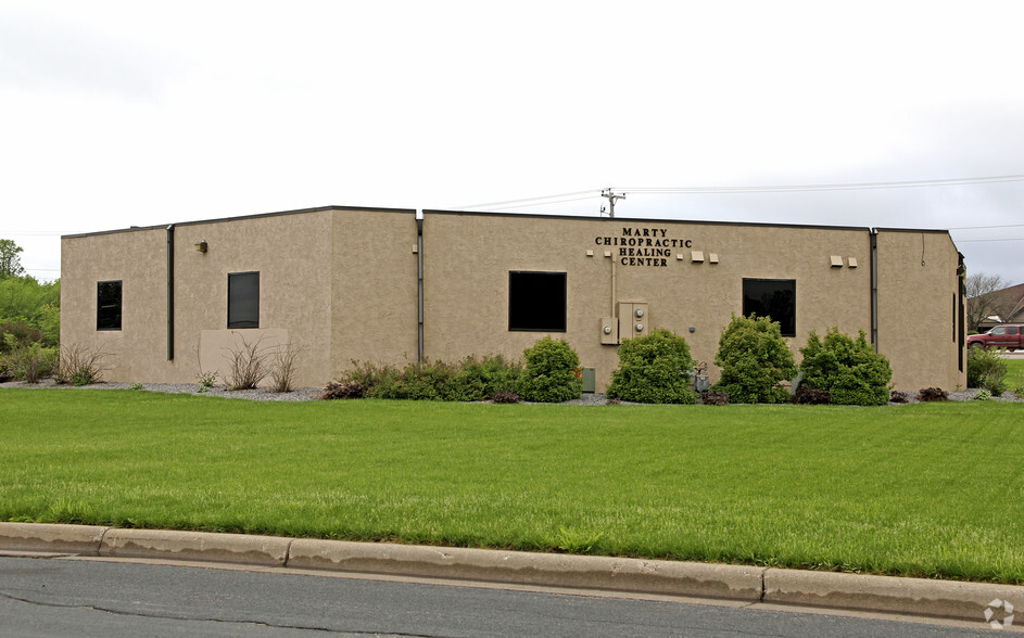 101 Marty Dr, Buffalo, MN for lease - Building Photo - Image 2 of 9