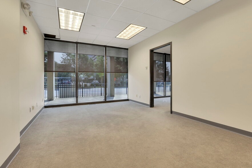141 E Town St, Columbus, OH for lease - Interior Photo - Image 2 of 52
