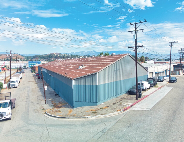 1520 N Ditman Ave, Los Angeles, CA for sale - Building Photo - Image 2 of 8
