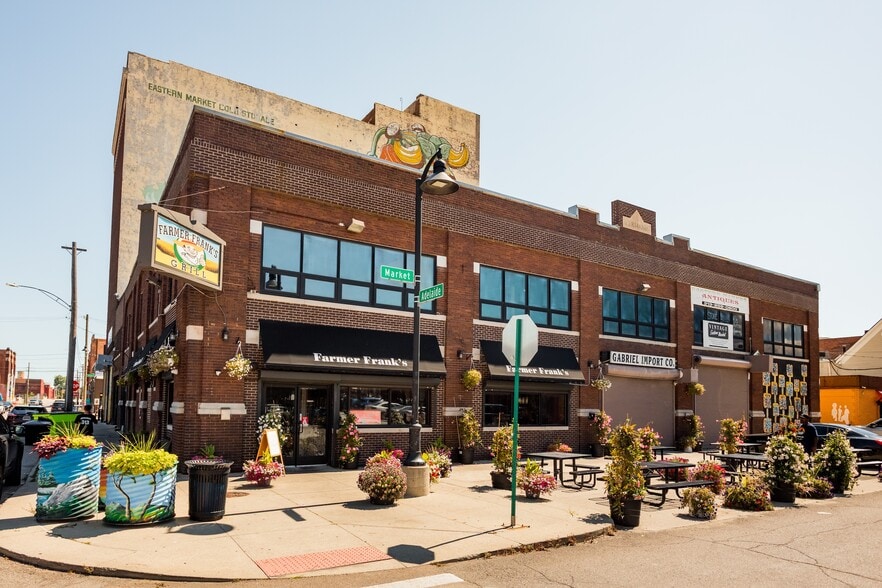 1468 Adelaide St, Detroit, MI for sale - Building Photo - Image 1 of 4