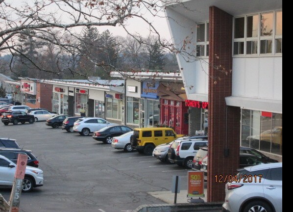 403 Post Rd E, Westport, CT for sale - Building Photo - Image 1 of 1