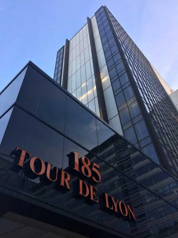 Office in Paris for lease Building Photo- Image 1 of 15