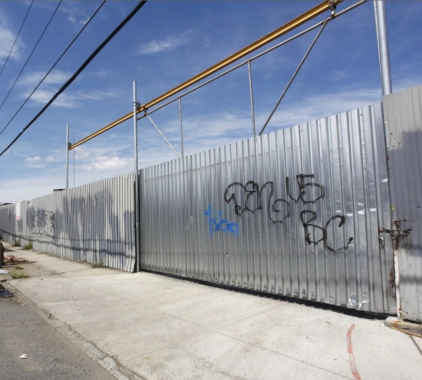 1301 Metropolitan Ave, Brooklyn, NY for lease Building Photo- Image 1 of 8