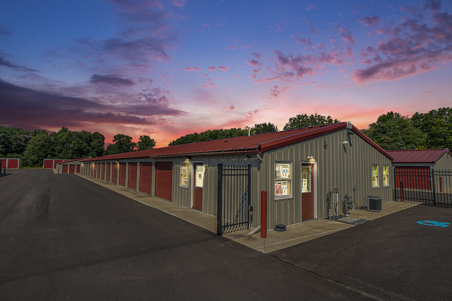 Tulip City / M40 Self Storage - UPDATED portfolio of 2 properties for sale on LoopNet.com - Building Photo - Image 2 of 19