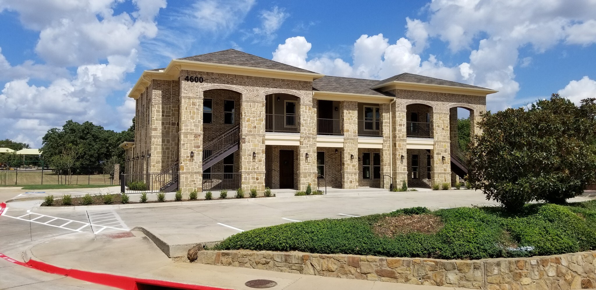 4600 Park Springs Blvd, Arlington, TX for lease Building Photo- Image 1 of 9