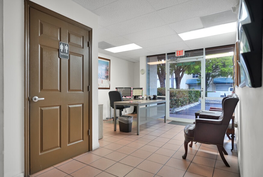 3000 NW 82nd Ave, Doral, FL for sale - Building Photo - Image 3 of 16