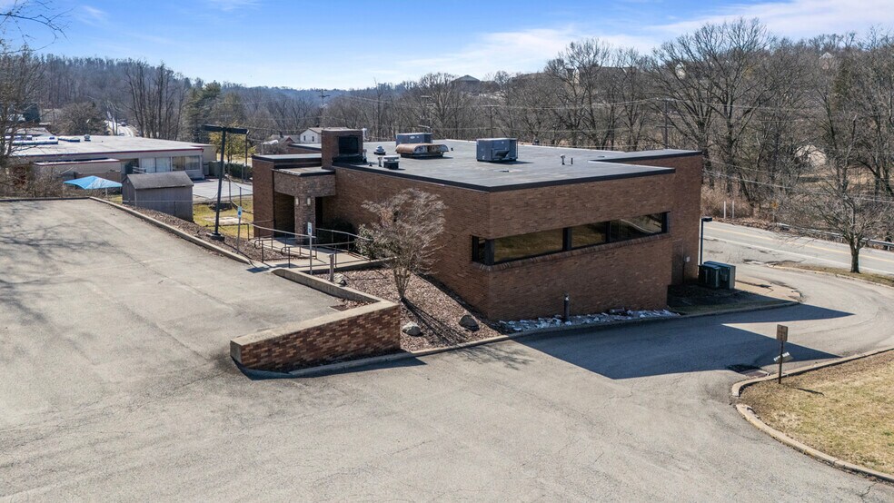 2640 Pitcairn Rd, Monroeville, PA for sale - Building Photo - Image 3 of 60