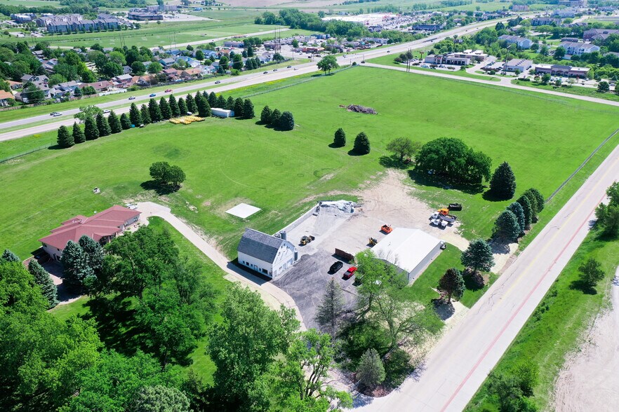 4410 Maass Rd, Bellevue, NE 68123