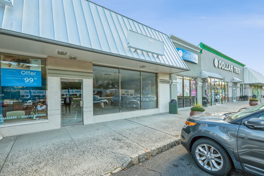 215 US Highway 22, Green Brook, NJ for lease - Building Photo - Image 1 of 8