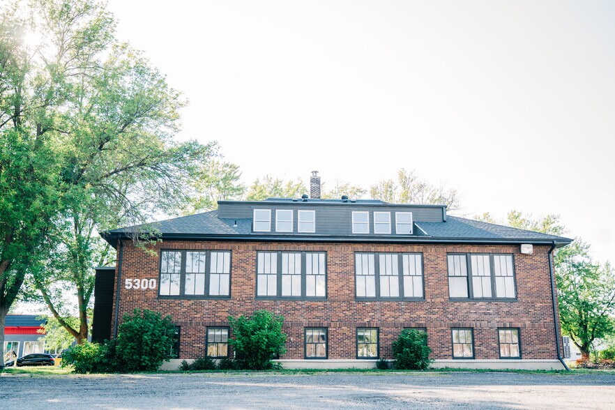 5300 Highway 12, Maple Plain, MN for sale - Building Photo - Image 1 of 1