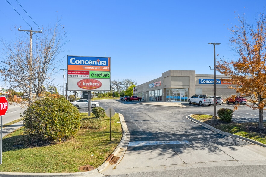 3035-3043 Belvidere Rd, Waukegan, IL for sale - Building Photo - Image 3 of 4