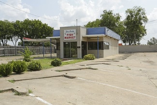 More details for 122 S Hampton Rd, DeSoto, TX - Retail for Sale