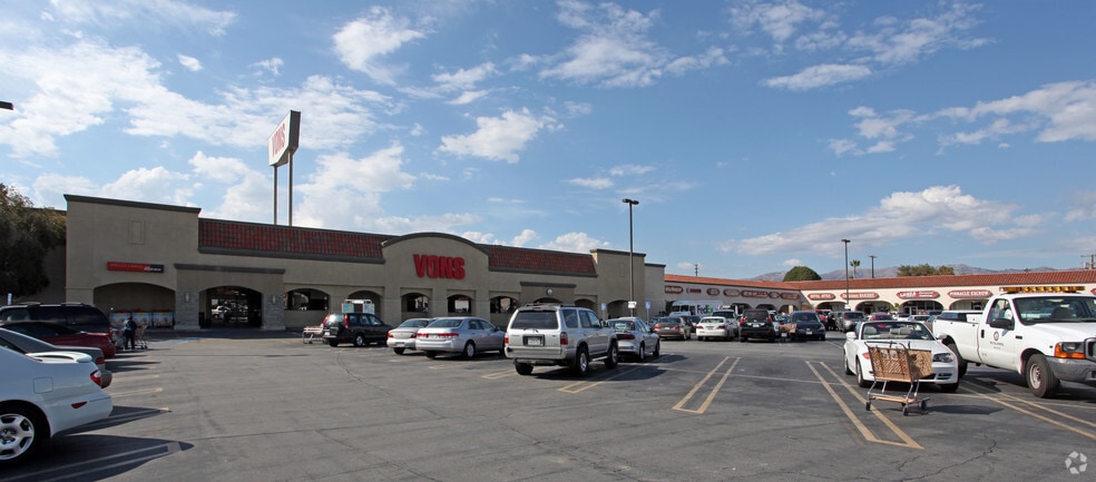 9119-9167 Reseda Blvd, Northridge, CA for lease - Building Photo - Image 3 of 4