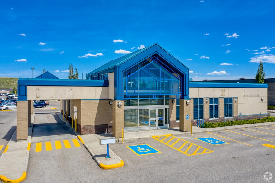 11488 24th St SE, Calgary, AB for sale - Primary Photo - Image 1 of 1