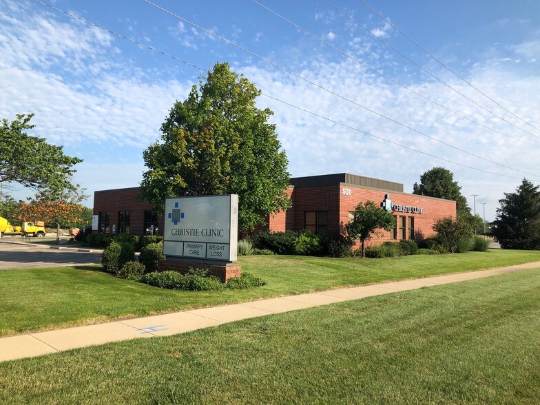 501 N Dunlap Ave, Savoy, IL for sale - Building Photo - Image 1 of 1