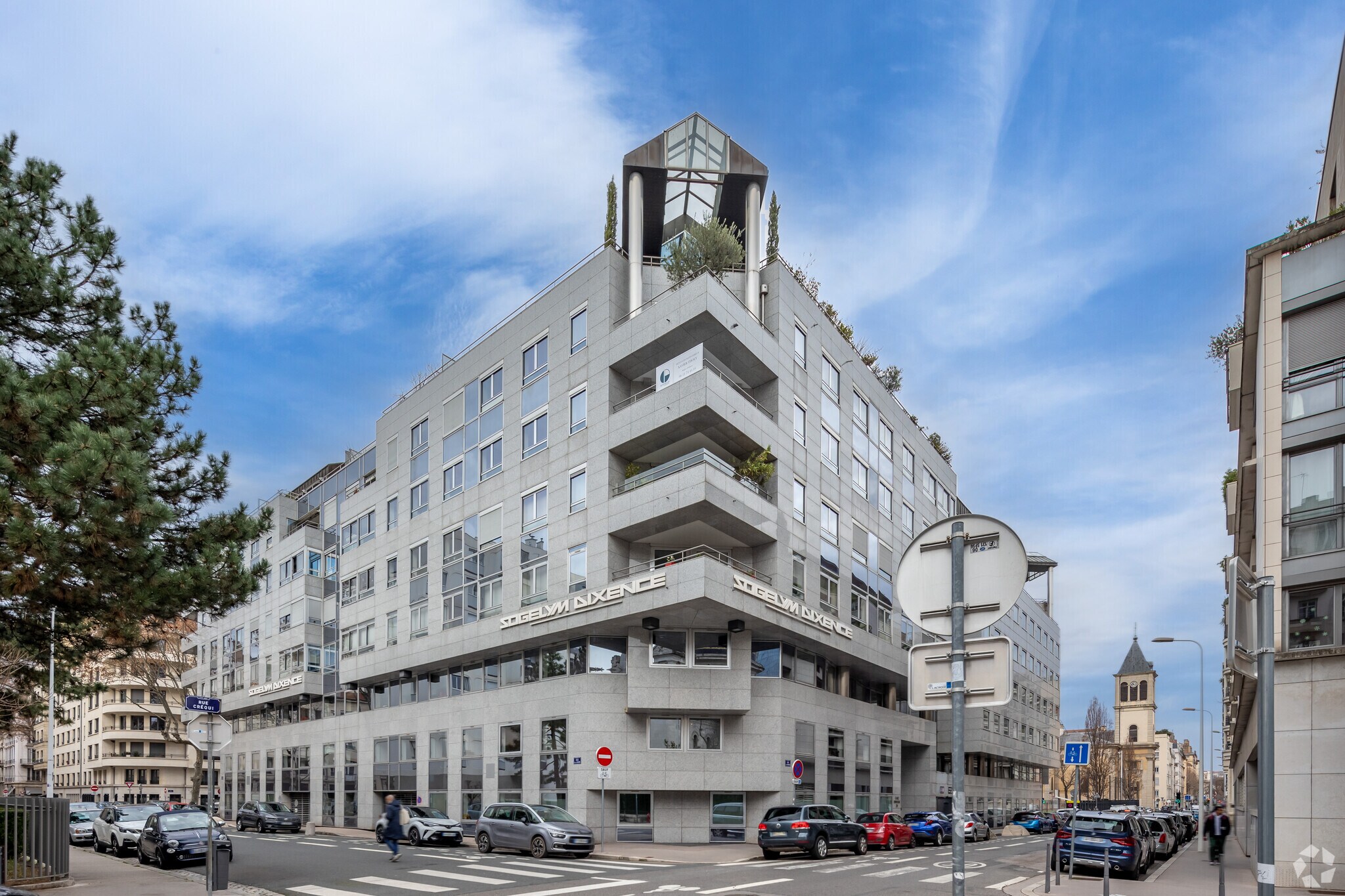 Office in Lyon for lease Primary Photo- Image 1 of 5