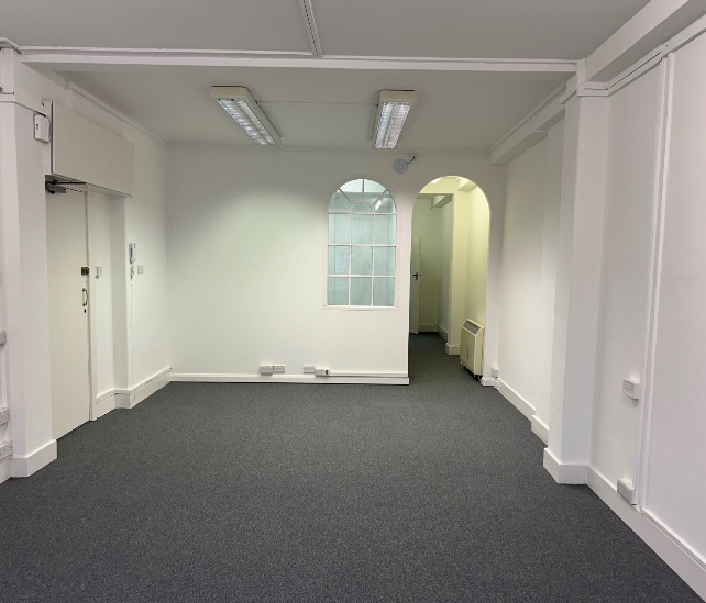 26 Claremont Rd, Surbiton for lease Interior Photo- Image 1 of 3