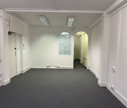26 Claremont Rd, Surbiton for lease Interior Photo- Image 1 of 3