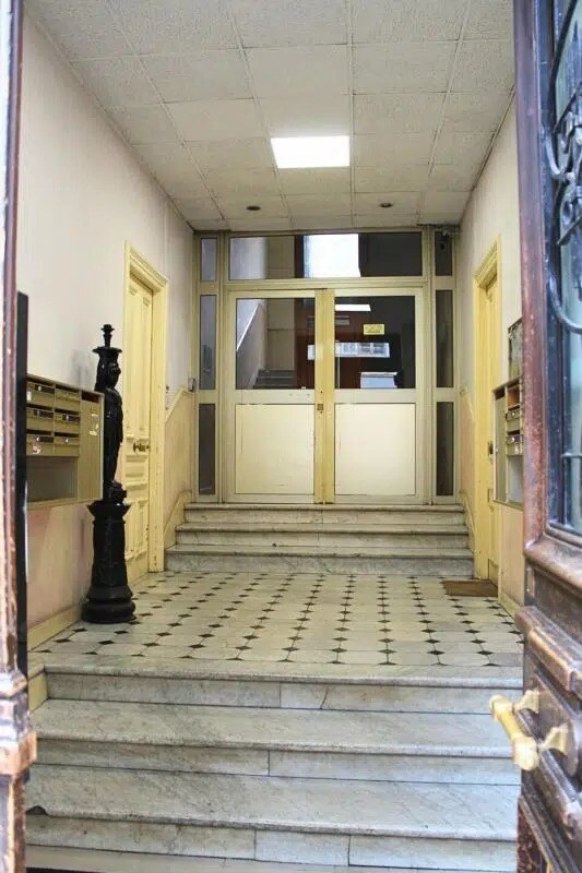 Retail in Nice for sale Lobby- Image 1 of 5