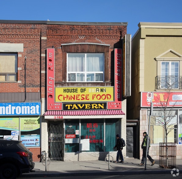 1266 Bloor St W, Toronto, ON for sale - Primary Photo - Image 1 of 1