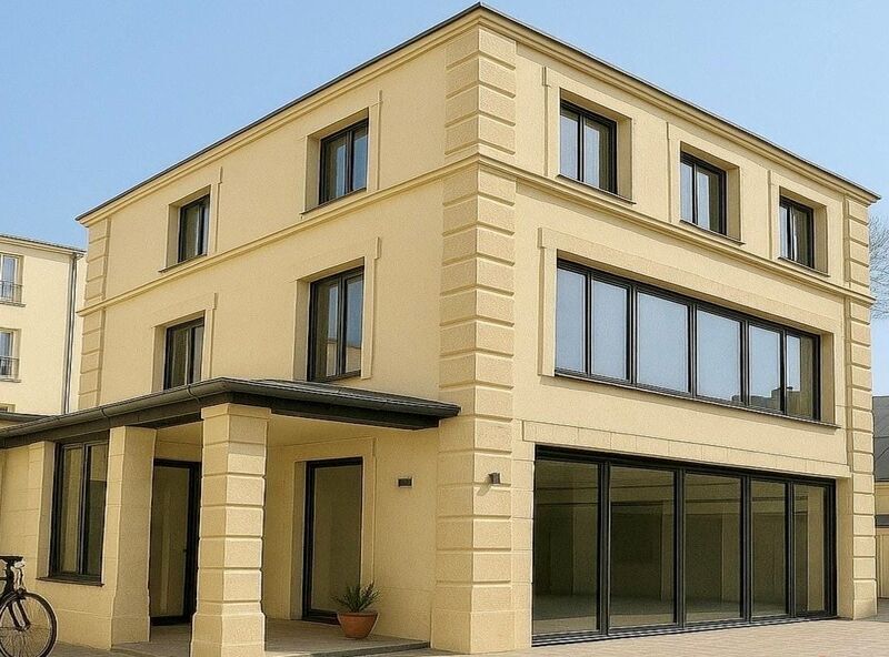 Office in Paris for sale Building Photo- Image 1 of 13