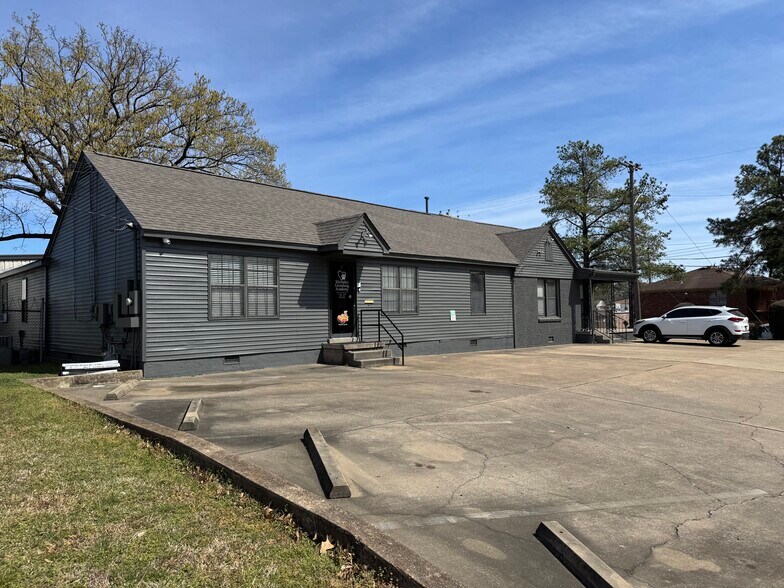 3594 Forest Ave, Memphis, TN for sale - Building Photo - Image 1 of 1