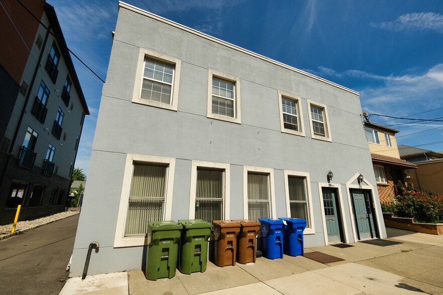 30 W Price St, Linden, NJ for sale - Building Photo - Image 1 of 37