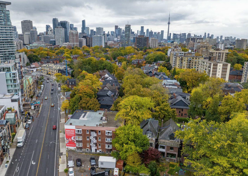 361 Davenport Rd, Toronto, ON for sale - Aerial - Image 2 of 9