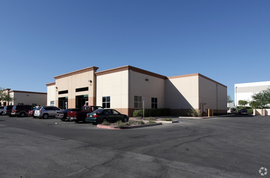 181 N Gibson Rd, Henderson, NV for sale - Primary Photo - Image 1 of 1