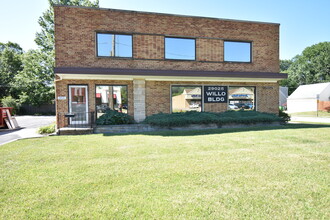 29025 Lake Shore Blvd, Willowick, OH for lease Building Photo- Image 1 of 12