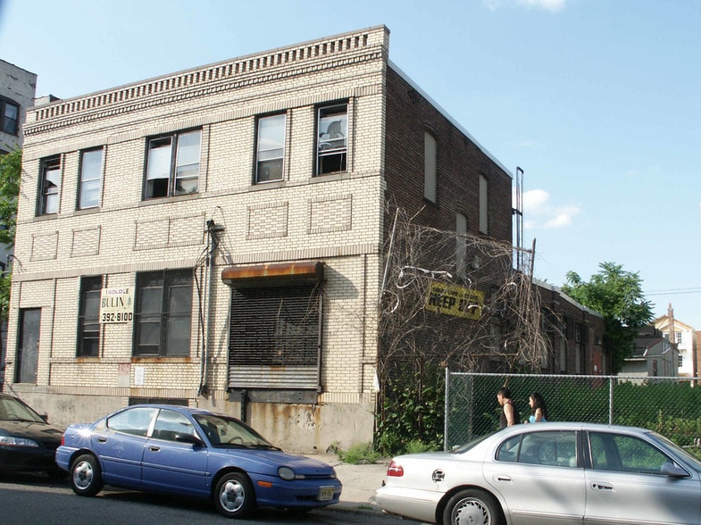 327-333 53rd St, West New York, NJ for lease - Building Photo - Image 2 of 7