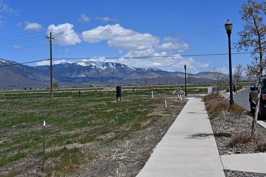 1786 Monte Vista, Minden, NV for sale - Building Photo - Image 3 of 8