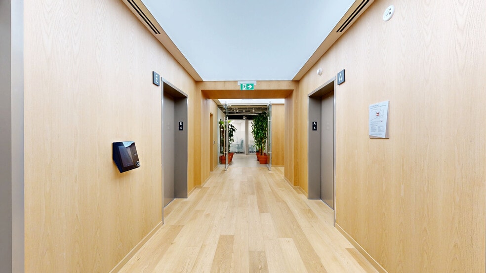 410 W Georgia St, Vancouver, BC for lease - Matterport 3D Scan - Image 2 of 25