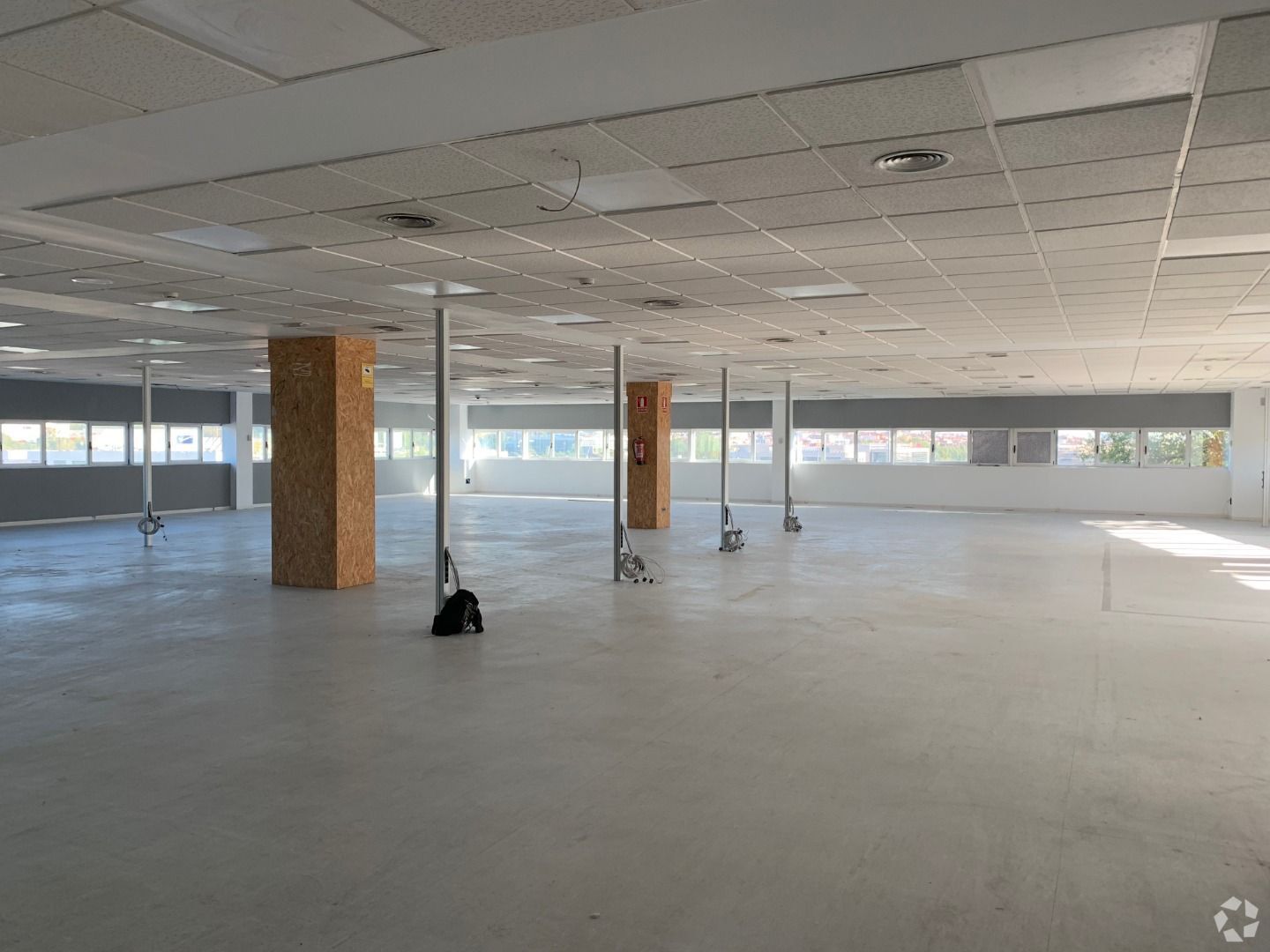 Retail in Alcobendas, Madrid for lease Interior Photo- Image 1 of 2