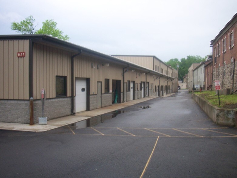 1000 Turk Hill Rd, Fairport, NY 14450