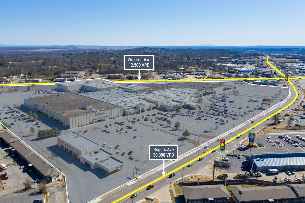 5111 Rogers Ave, Fort Smith, AR 72903 Retail Space for Lease