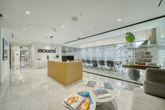 1200 Brickell Ave, Miami, FL for lease Interior Photo- Image 1 of 48