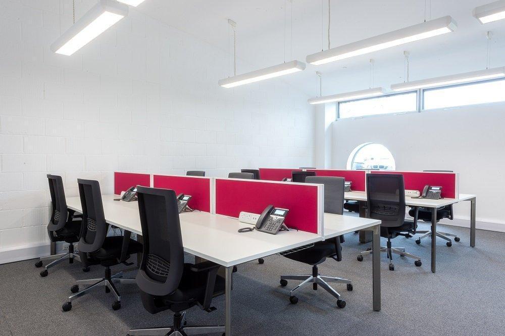 Marsh Way, Rainham for lease Interior Photo- Image 1 of 16