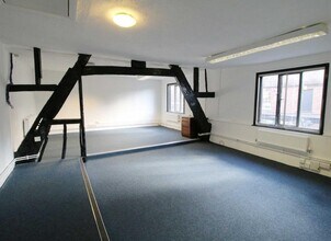 Mill St, Wantage for lease Interior Photo- Image 2 of 8