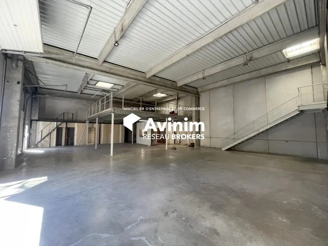 Industrial in Pertuis for sale Interior Photo- Image 1 of 7