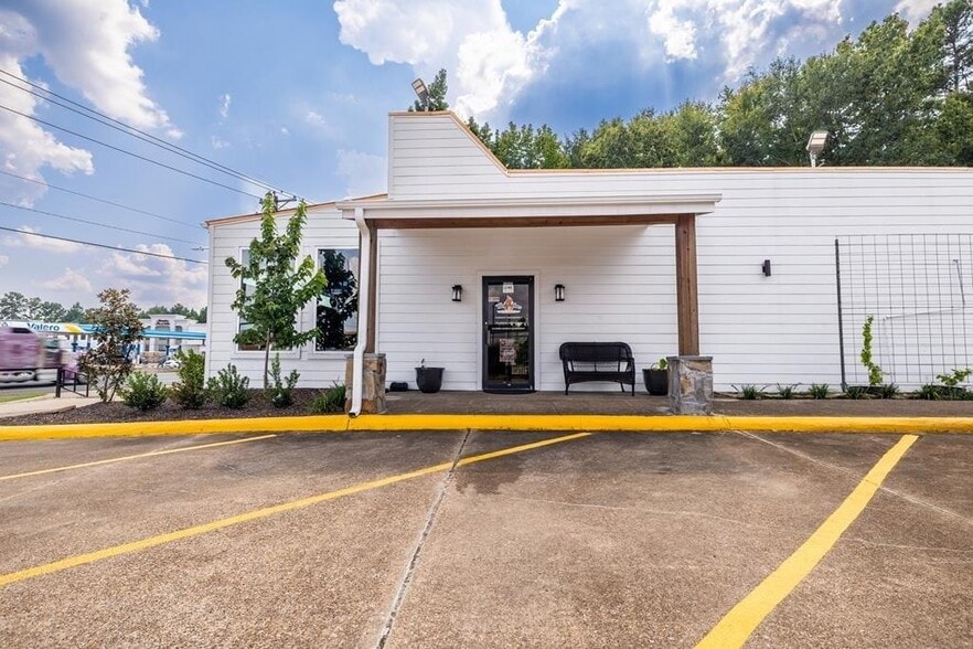 3512 South St, Nacogdoches, TX for sale - Building Photo - Image 2 of 17