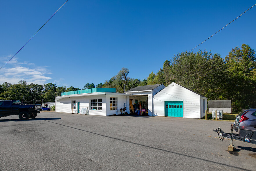 10211 Chamberlayne Rd, Mechanicsville, VA for sale - Building Photo - Image 3 of 21