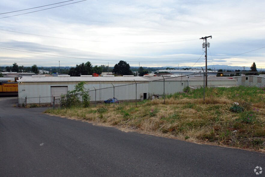 8120 N Albina Ave, Portland, OR for sale - Building Photo - Image 3 of 13