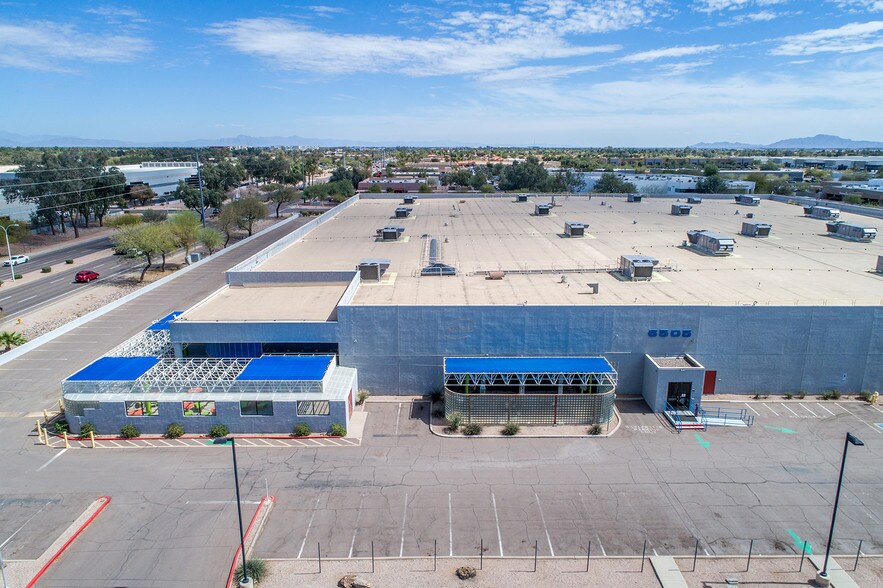 6505 W Chandler Blvd, Chandler, AZ for sale - Primary Photo - Image 1 of 1